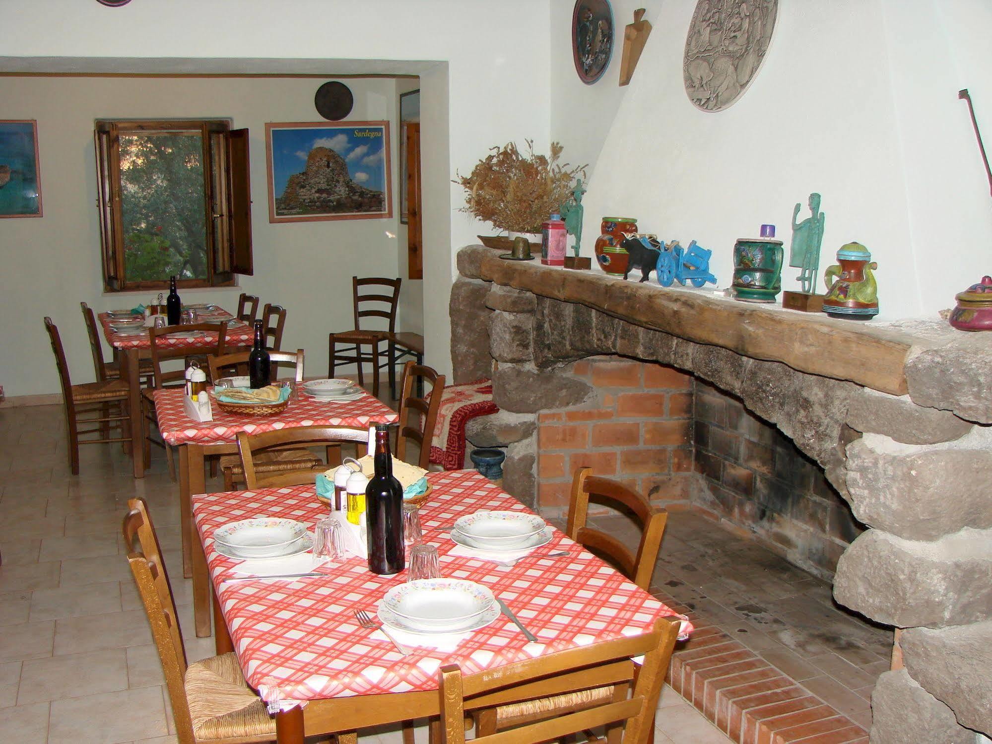 Agriturismo Su Tiresi Cala Gonone Bagian luar foto
